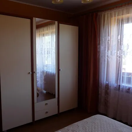 Krolewiecki - Goscinne Apartment *