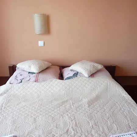 Krolewiecki - Goscinne Apartment *